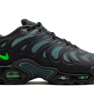 Nike Air Max Plus ”Drift Black Green Strike” Sneakers